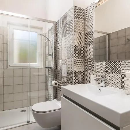 Apartmán Heni2 *